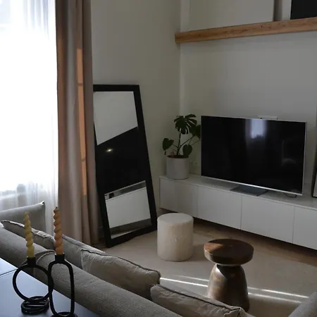 Stradom Apartment *